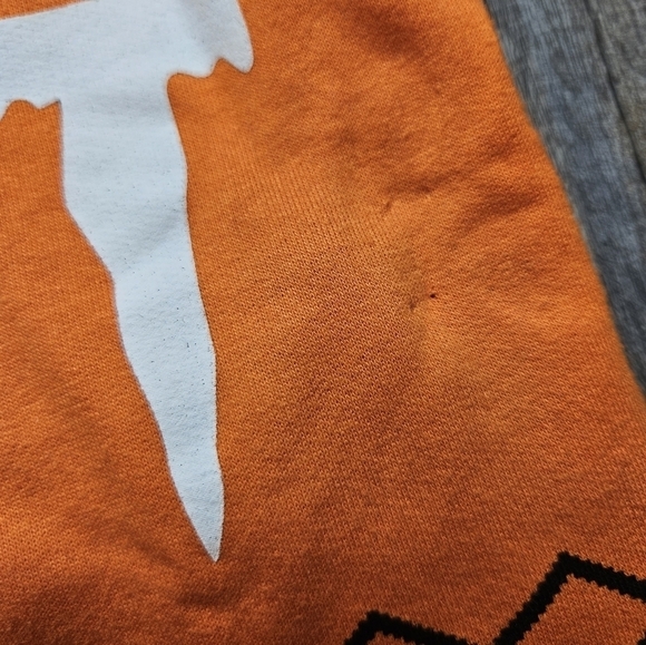 HALLOWEEN Ugly Sweater style Shirt Lights Up XS Orange Black Bats - Picture 6 of 9